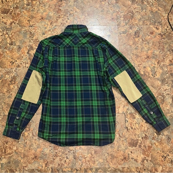 Under Armour Loose Cold Gear Button Green Blue Plaid Flannel Shirt Patched Elbow - Picture 3 of 6